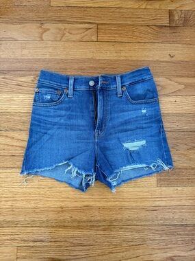 SIZE 26 Levi's Medium Blue Distressed Denim Shorts